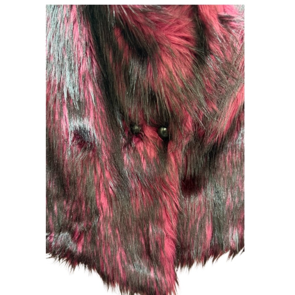 Dramatic Faux Fur Goth Jacket – M - Picture 7 of 17